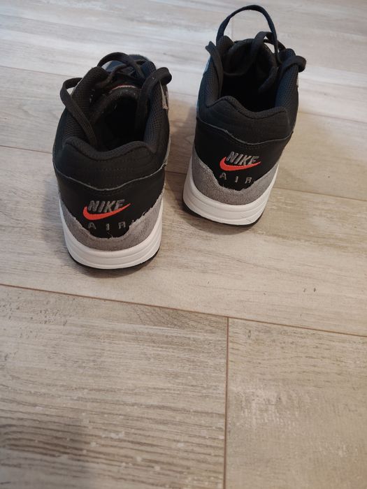 Nike Air Max 1 Premium