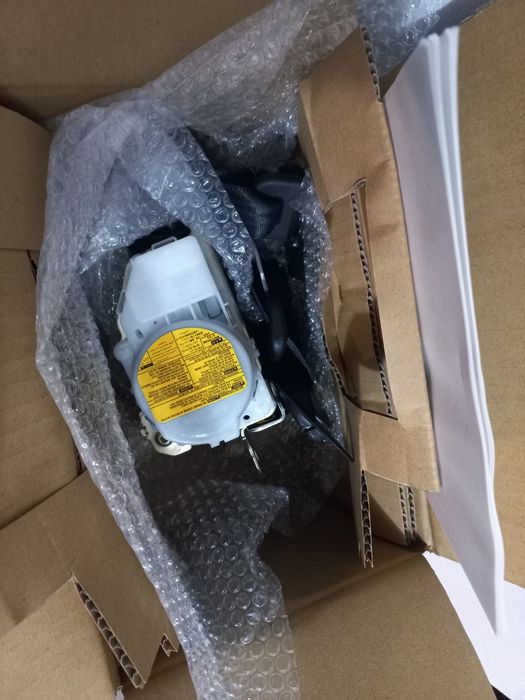 Преден ляв колан  Лексус RX 2009-2015