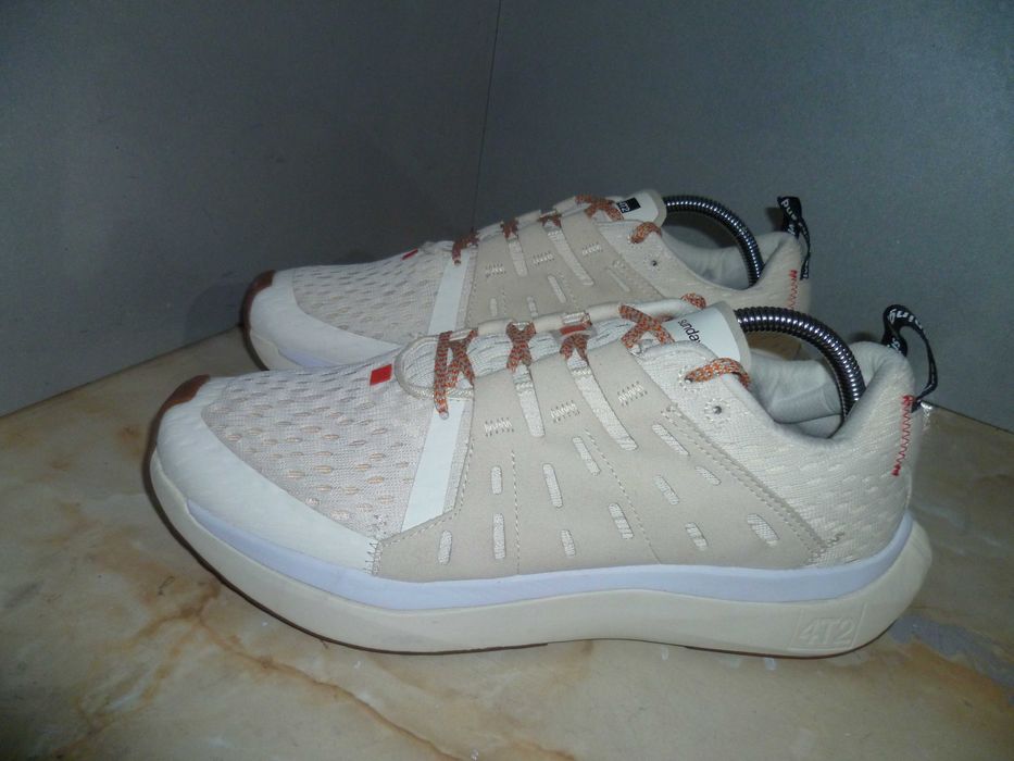 4T2 gone running №44