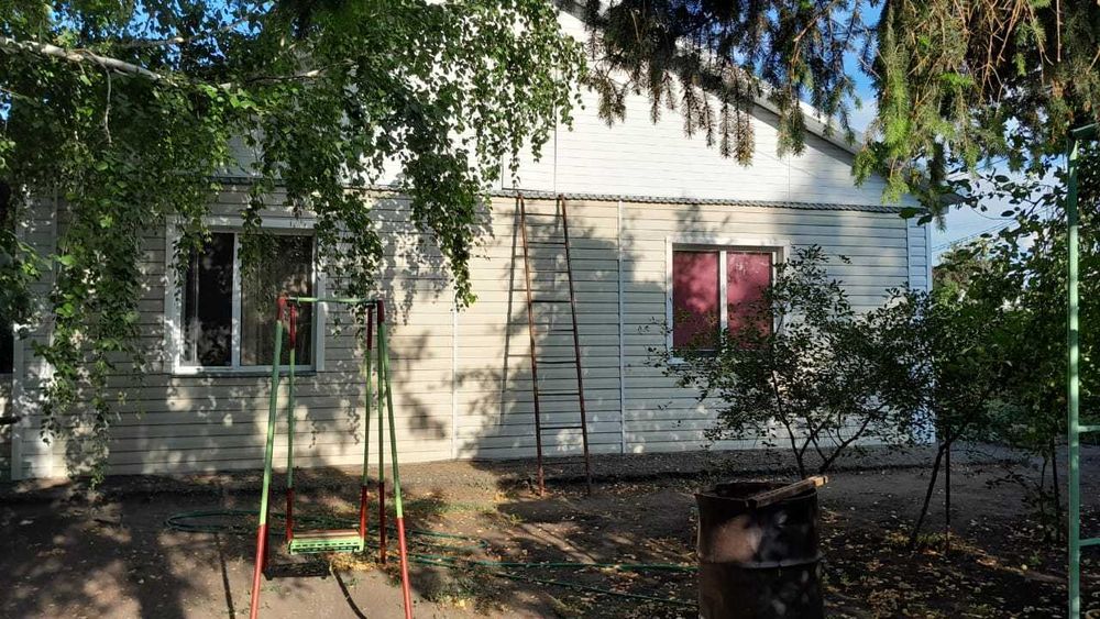 Продам теплый дом с. Петерфельд