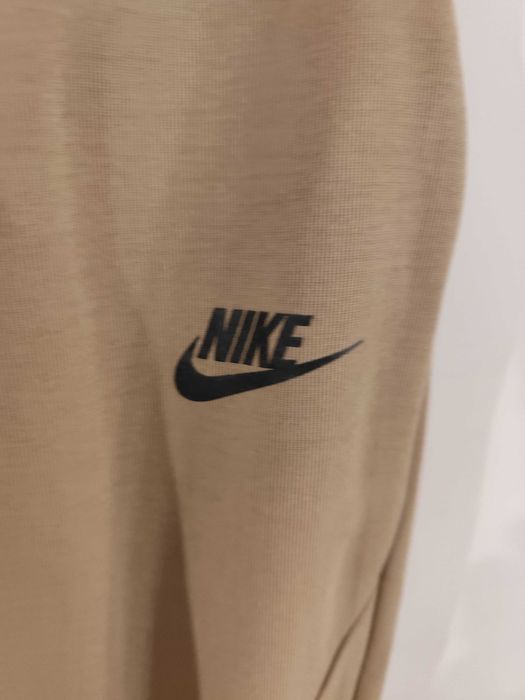 Детски спортен панталон Nike Tech