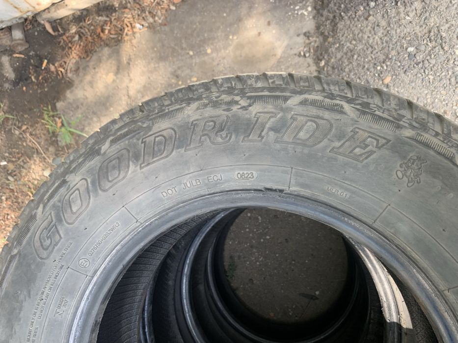 Продам Б/У шины.