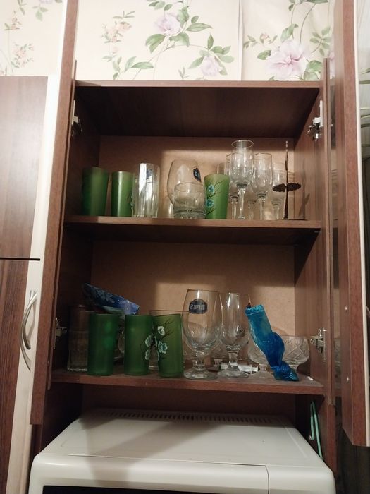 Полка,буфет настенная.