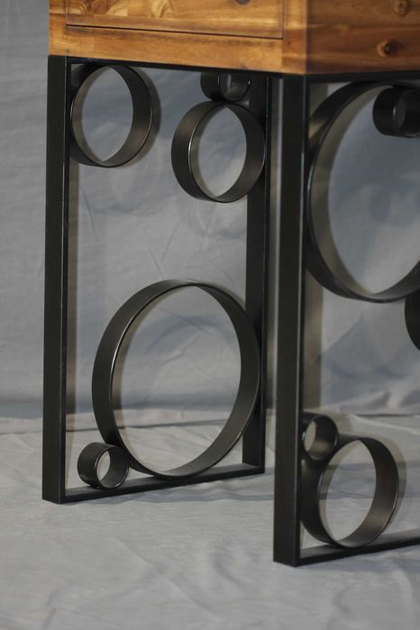 Авторски шкаф с две чекмеджета