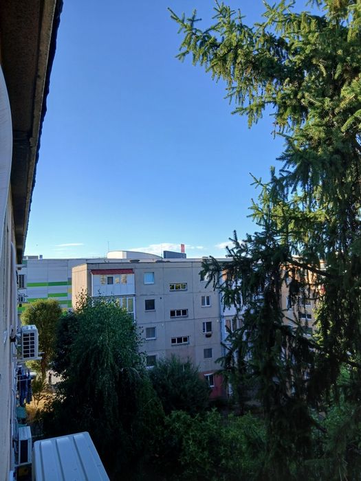 Vand apartament 3 camere zona Vlaicu