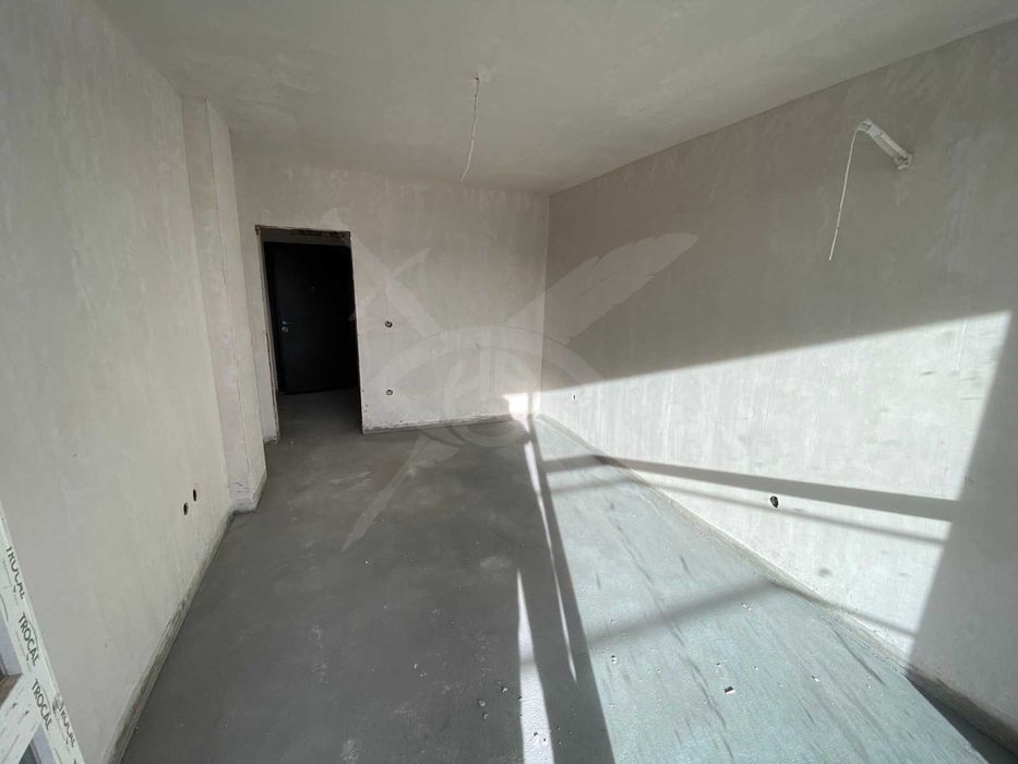 Продава се Двустаен апартамент в Пловдив, Южен - 74 кв.м за 1460 €/кв.м - Снимка #2