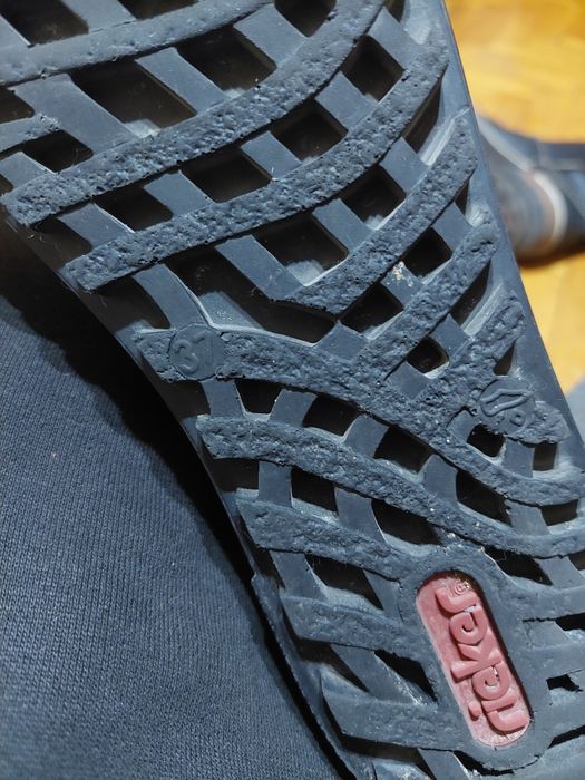 Дамски зимни ботуши Rieker