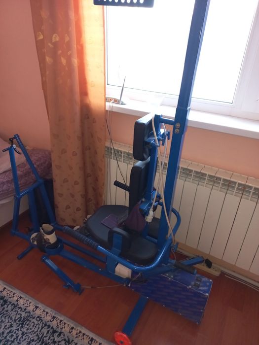 Тренажёр для ходьбы (шагающий)