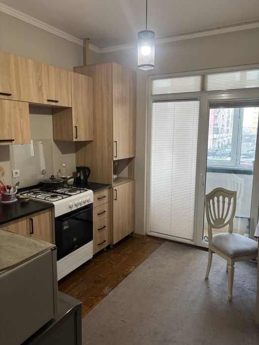 Нужна 1 сожительница