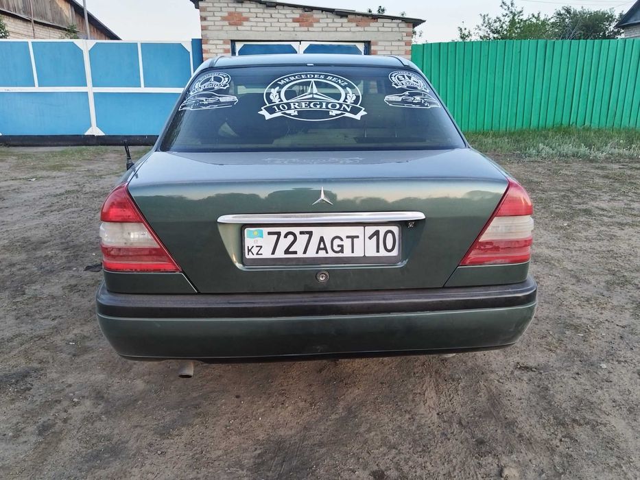 Продам мерс с180
