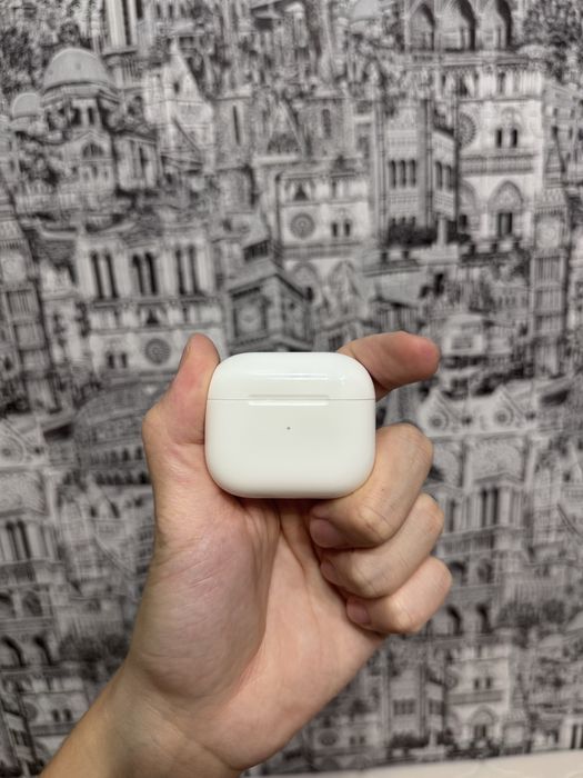 Продам Airpods 3 поколения