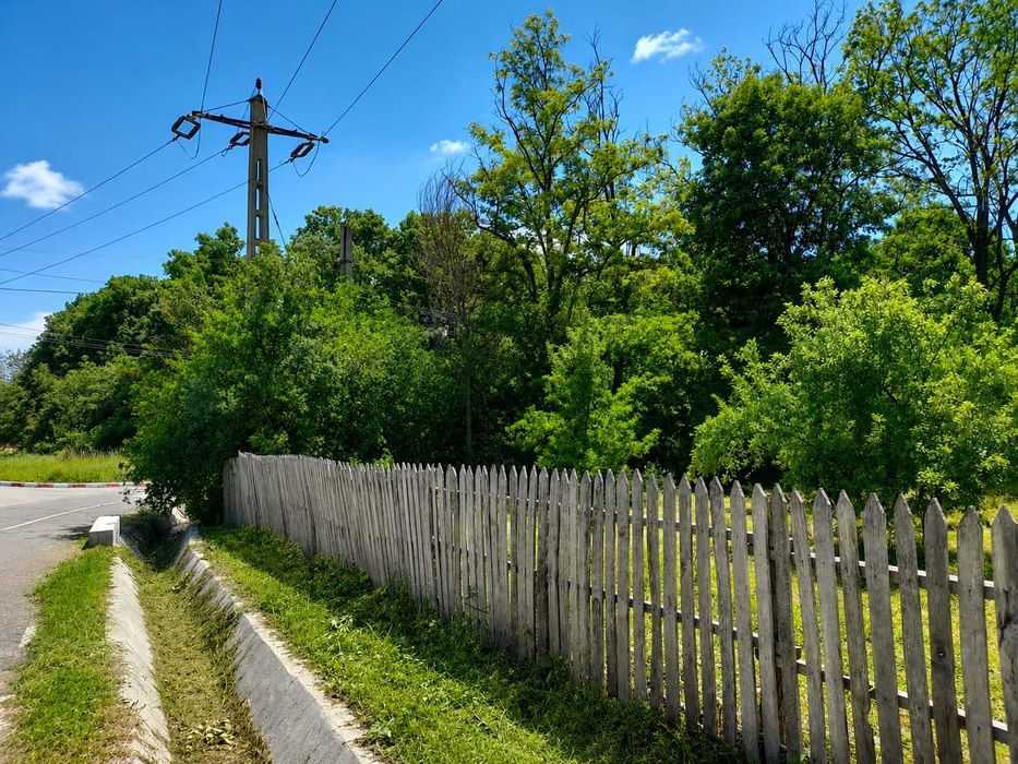 Teren intravilan 1.570 mp Băbana, Argeș – acces asfalt, zonă liniștită