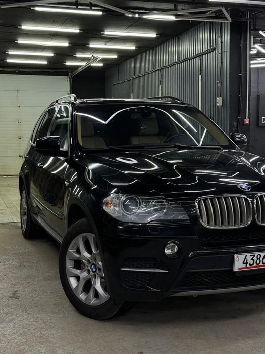 Продам БМВ Х5, 2013гв