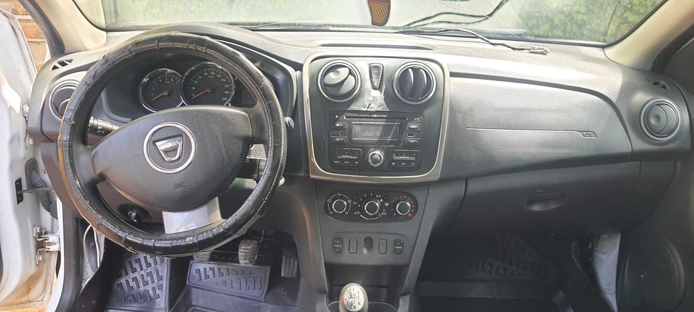 DACIA Logan 2016 — imagine 2