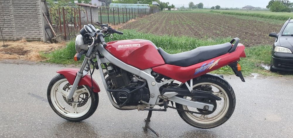 Vând Suzuki gs 500
