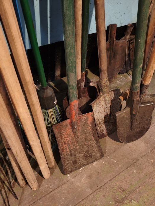 Продам садовый инвентарь