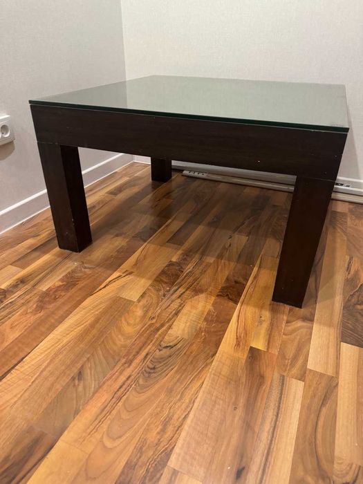 Продаётся Журнальный столик. Турция