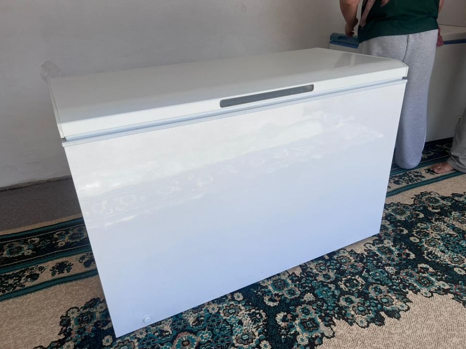 Продам Морозильник 150000