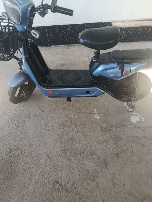 Продам электро скутер