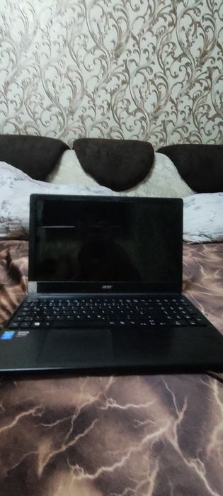 Acer aspire E1 series
