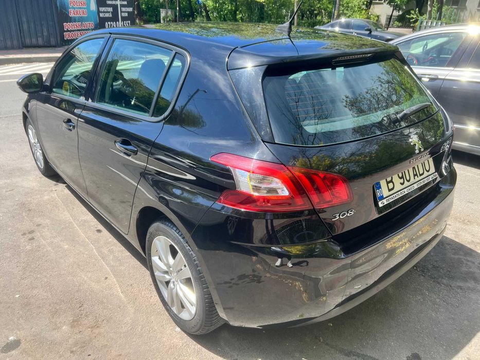 Peugeot 308 2016