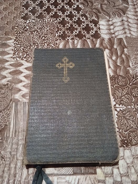Vand  aceste cărți
