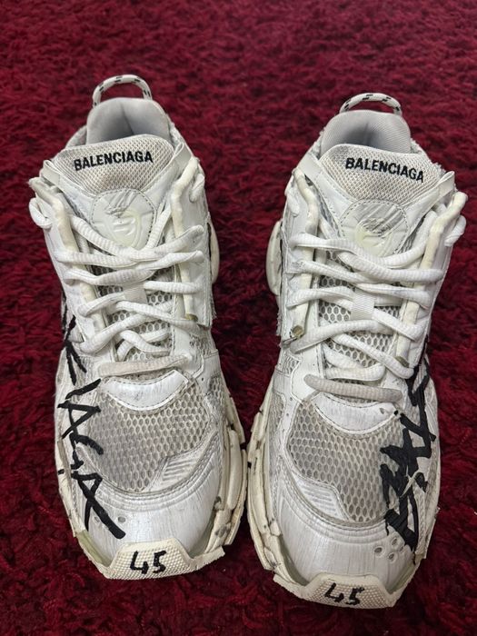 Balenciaga runner