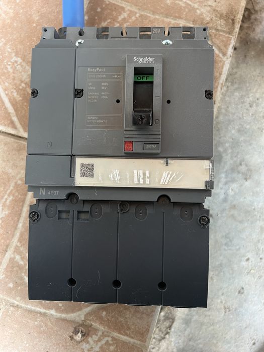 Intrerupator automat industrial