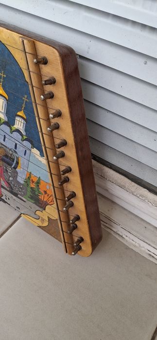 Стар френски микрофон и цитра