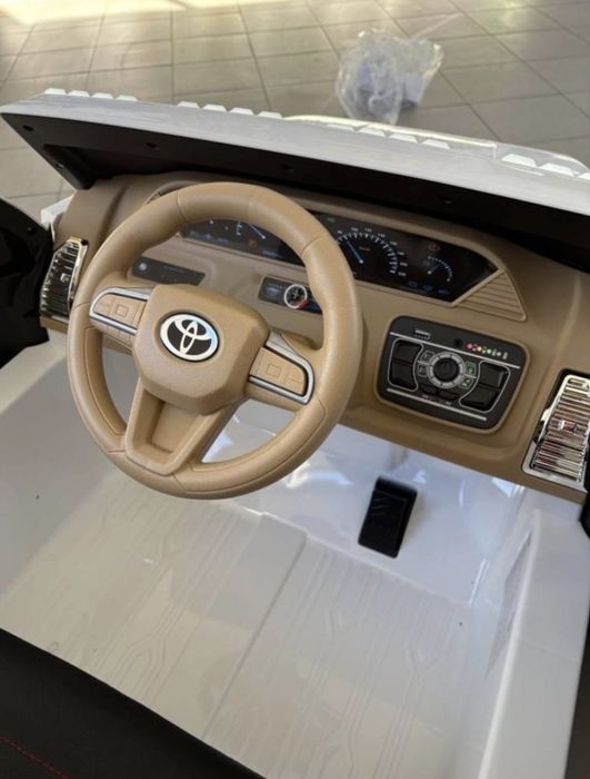 Продам электромобиль детский мерседес