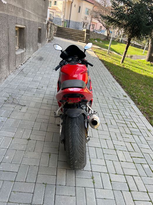 Honda cbr 954rr fireblade