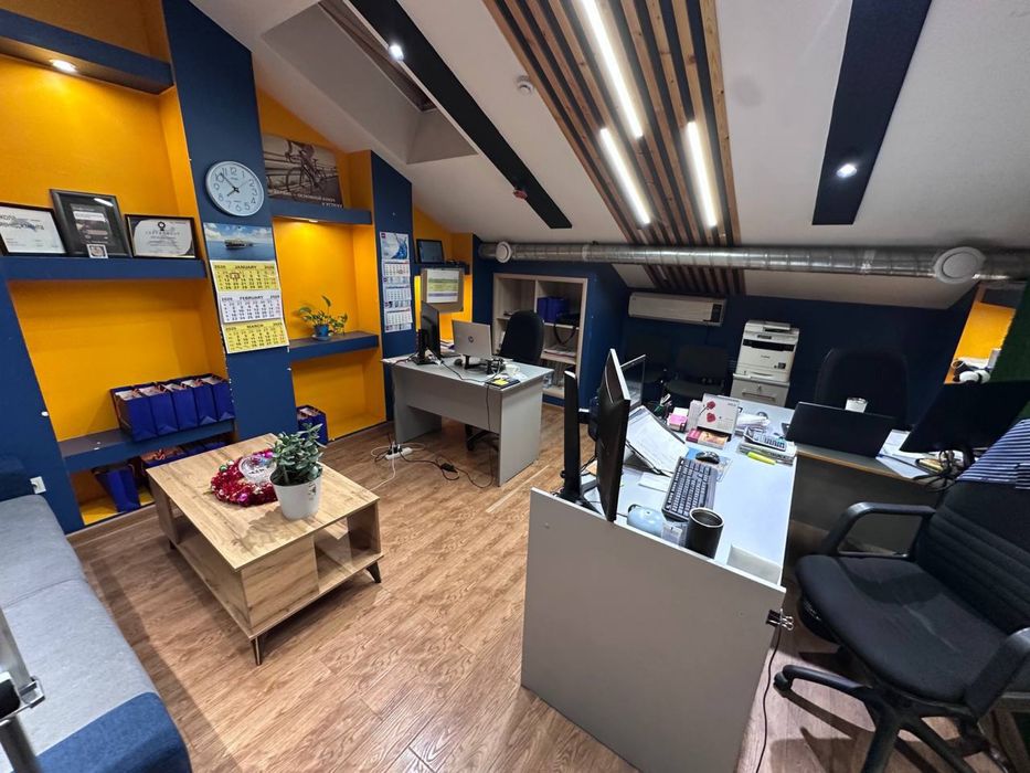 Аренда Офис-мансарда 300 м² в центре (SM)