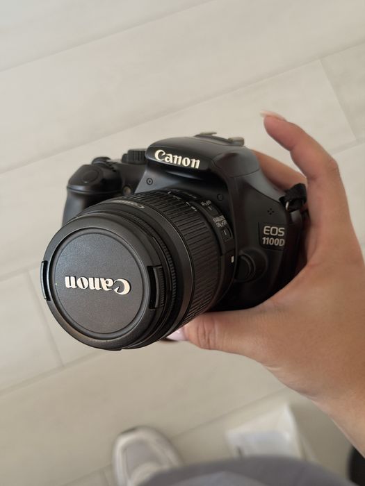 Продаю фотоаппарат Canon 1100D