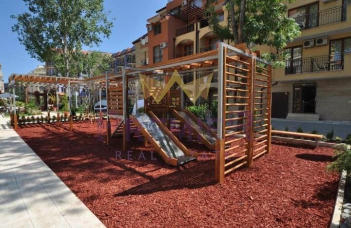 Продава се Едностаен апартамент в к.к. Слънчев бряг - 35 кв.м за 1515 €/кв.м - Снимка #11