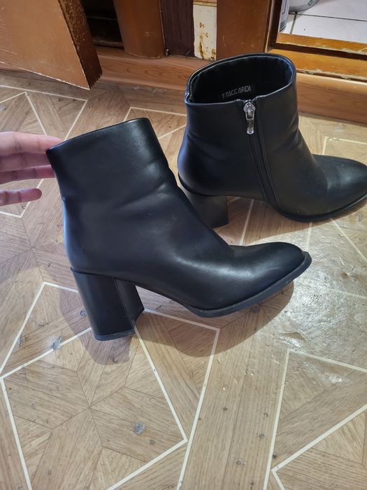 Продам осени ботильон