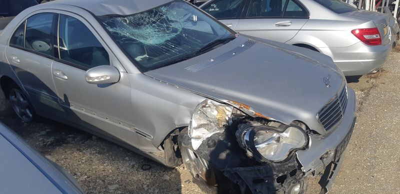 W203 Mercedes C240 бензин на части Мерцедес Ц240