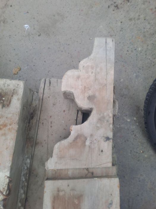 Айвон учун болорлар сотилади.