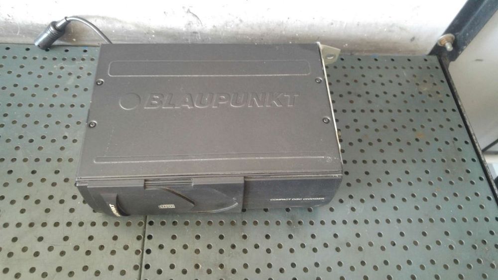 Magazie cd alfa romeo 147 937 7607700018 467501720