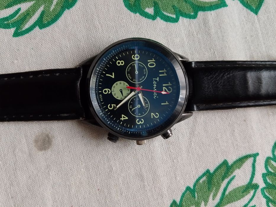 Erkaklar qoʻl soati