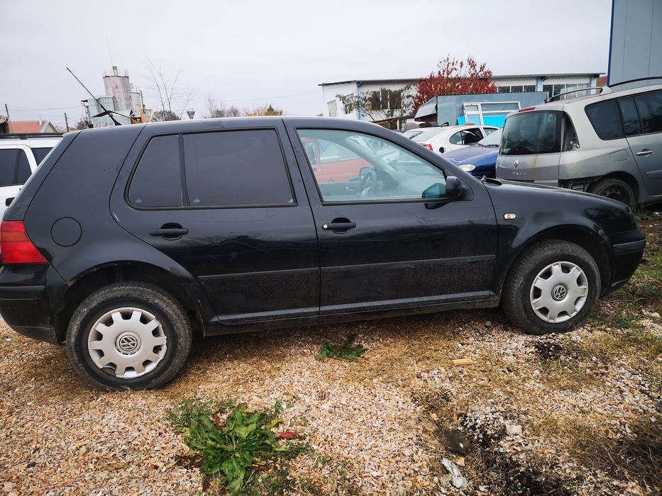 Голф 4 1.4 16V на части
