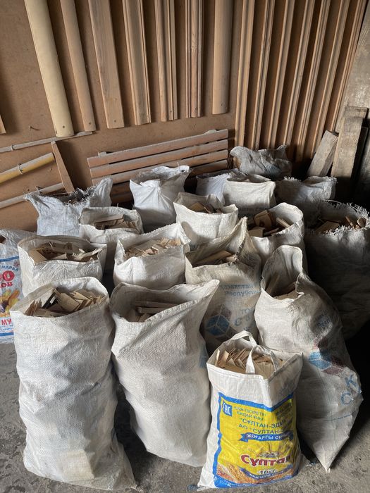 Дрова в мешках (отходы столярного производства)