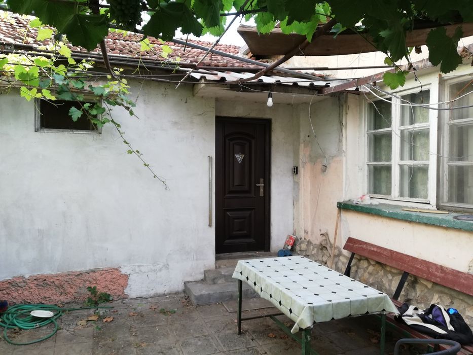 Продава се Къща в Плевен, Сторгозия - 106 кв.м за 1036 €/кв.м - Снимка #2