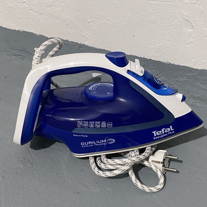 Fier de calcat Tefal EasyGliss Plus