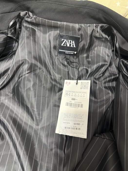 Новый костюм ZARA
