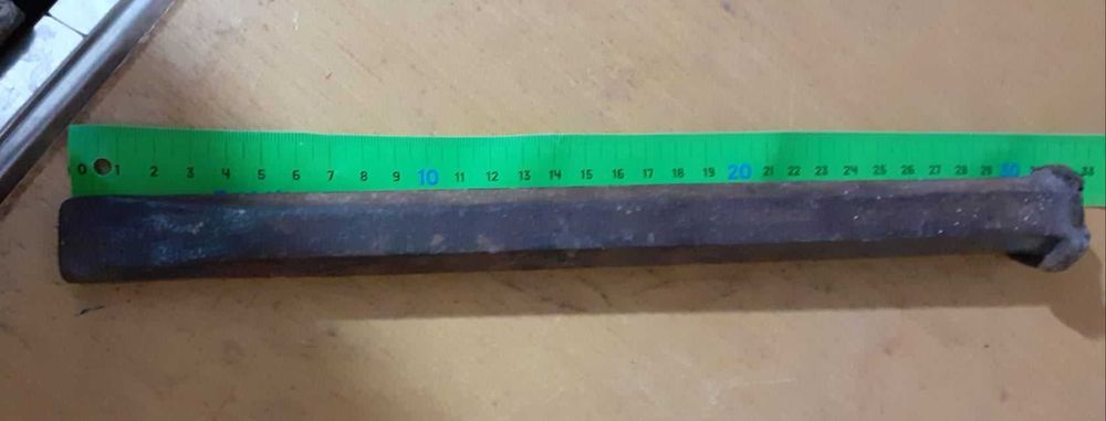 Инструменти - ключове, бургии, триони и длета