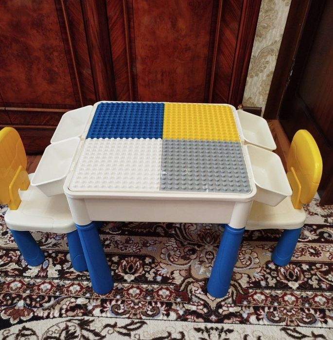 Лего столик.
Можно использовать для