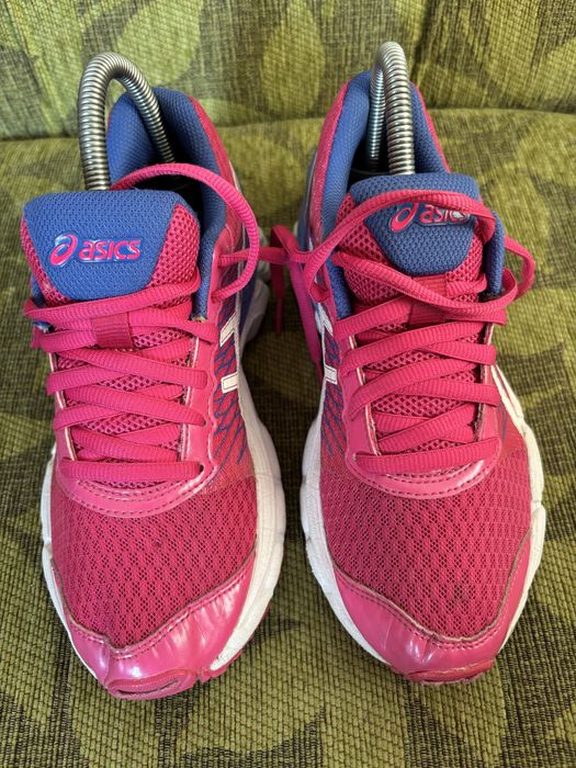 Дамски маратонки ASICS Gel-Nimbus 18