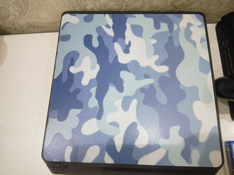 Пс4 с играми в хорошем состояние