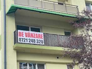 Apartament cu trei camere și garaj
