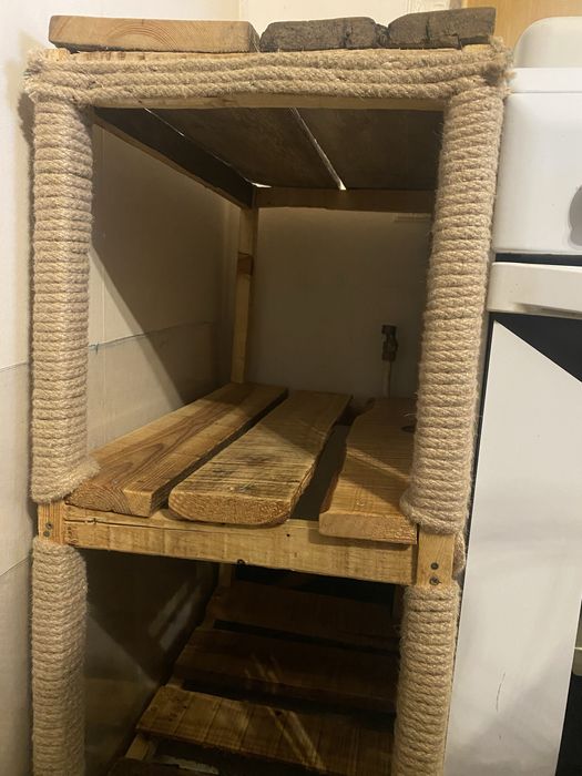 Дървена винтидж етажерка